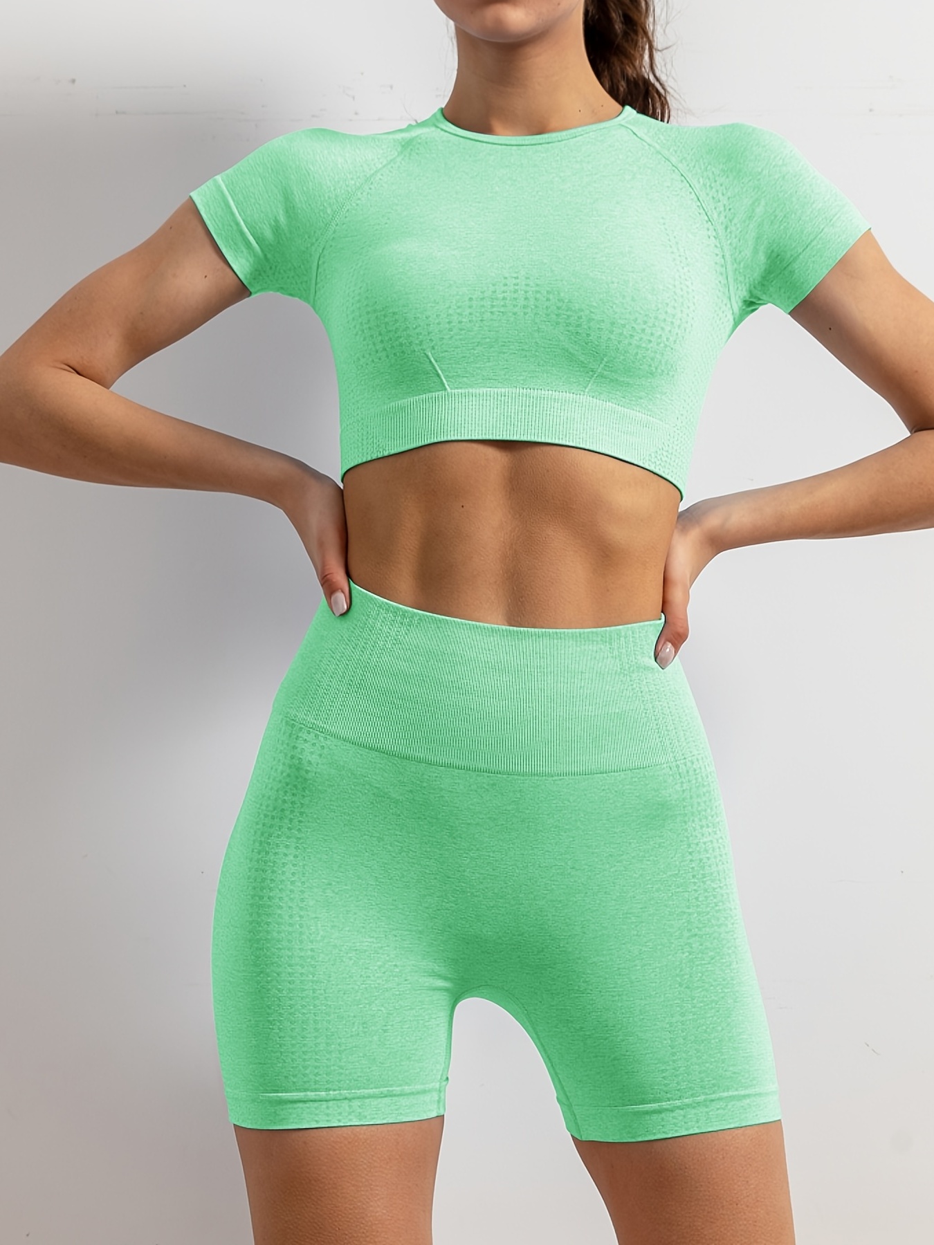 Sonducket Conjunto de ropa deportiva para mujer Conjunto de pantalones  cortos de yoga Conjunto de yoga Camiseta deportiva de manga corta conjuntos  de