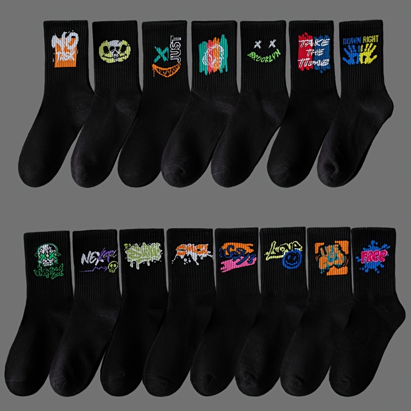 

5 Pairs Of Men's Trendy Cartoon Pattern Crew Socks, Breathable Comfy Casual Street Style Unisex Socks For Men's Outdoor Wearing All Seasons Wearing
