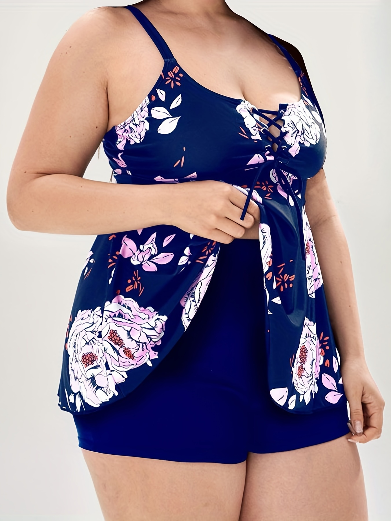 TWO PIECE NAVY FLORAL LACE-UP SHORTS SET