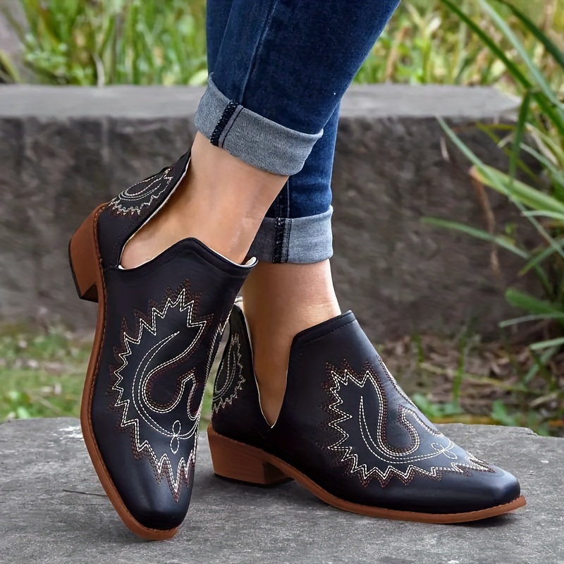 Embroidered clearance chelsea boots