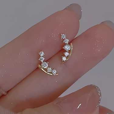 Tiny Delicate Stud Earrings Copper Jewelry Embellished With Zircon Elegant Simple Style Suitable For Women Daily Wear