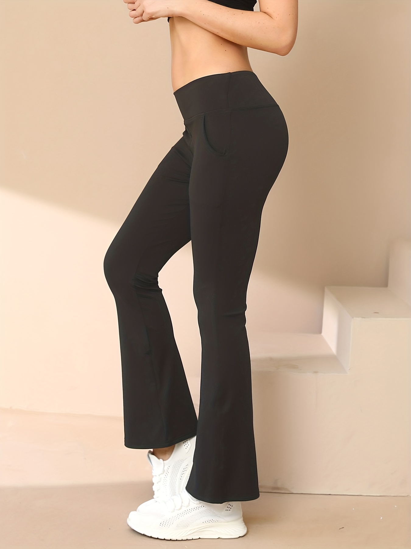 Flare Leggings for Women with Pockets Crossover Yoga Pants High Waist Tummy  Control Bootcut Bell Bottoms Flared Leggings, Black, Small : :  Clothing, Shoes & Accessories
