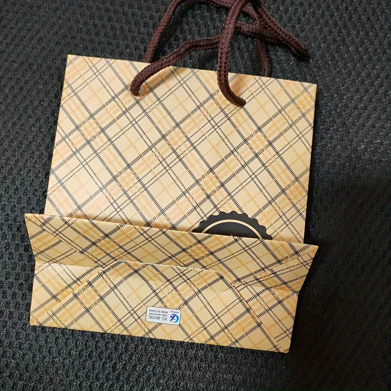 Burberry gift online bag