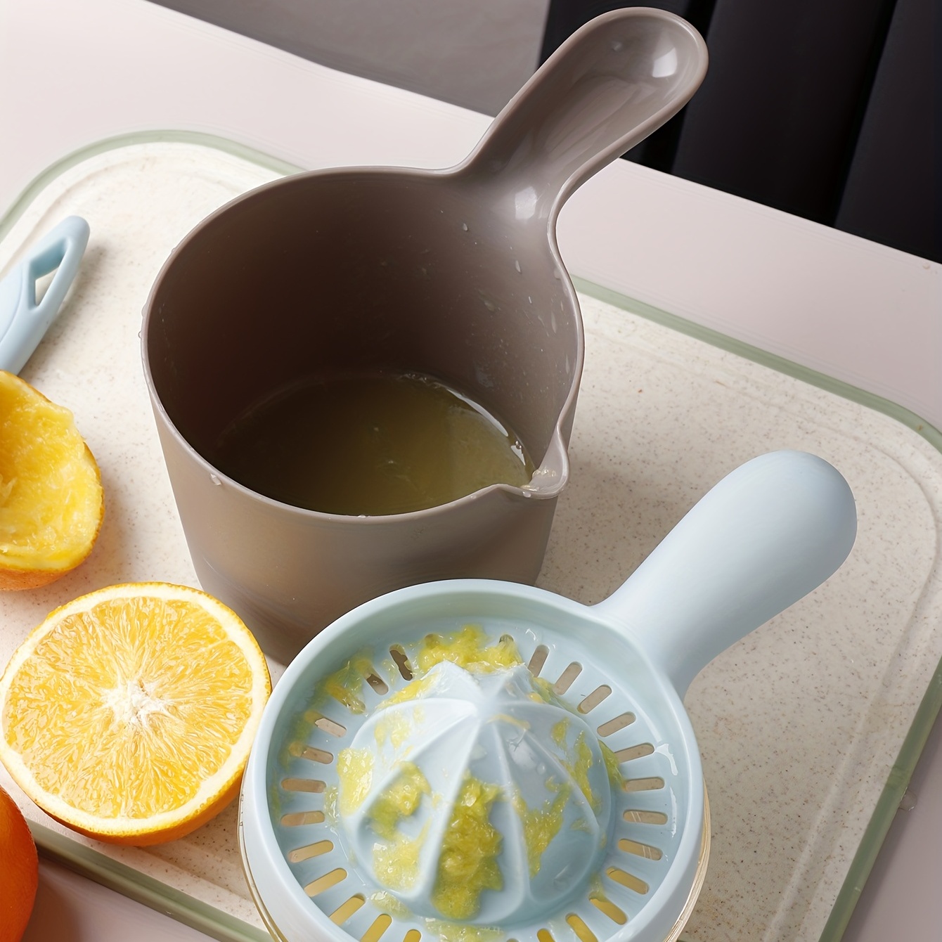 This Arthritis Friendly Citrus Juicer Allows Me To Juice the