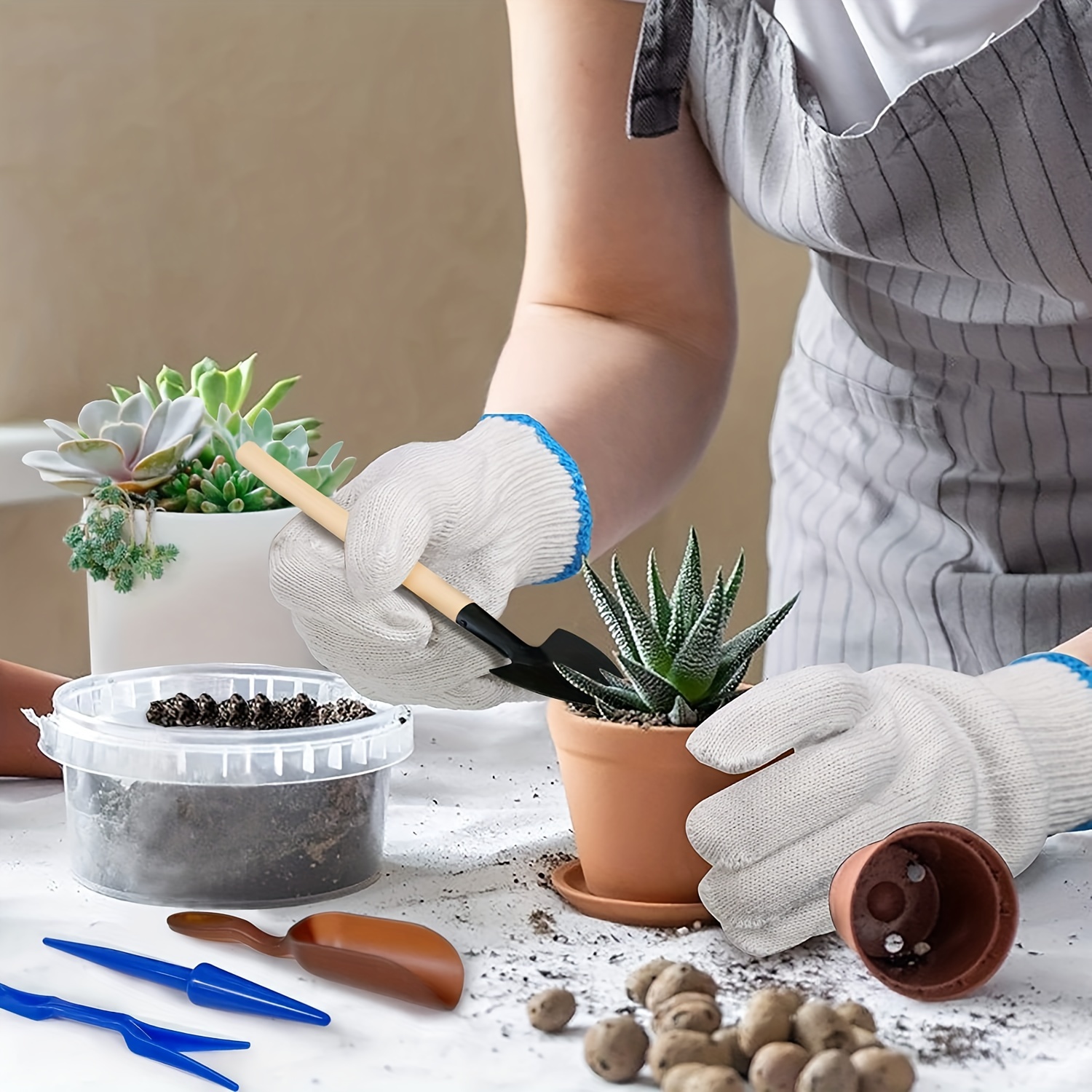 Set di Attrezzi da Giardino Kit Bonsai, 18 Pezzi con Borsa, Giardinaggio  Forbici, Set Principianti, Regalo per Uomo Donna : : Giardino e  giardinaggio