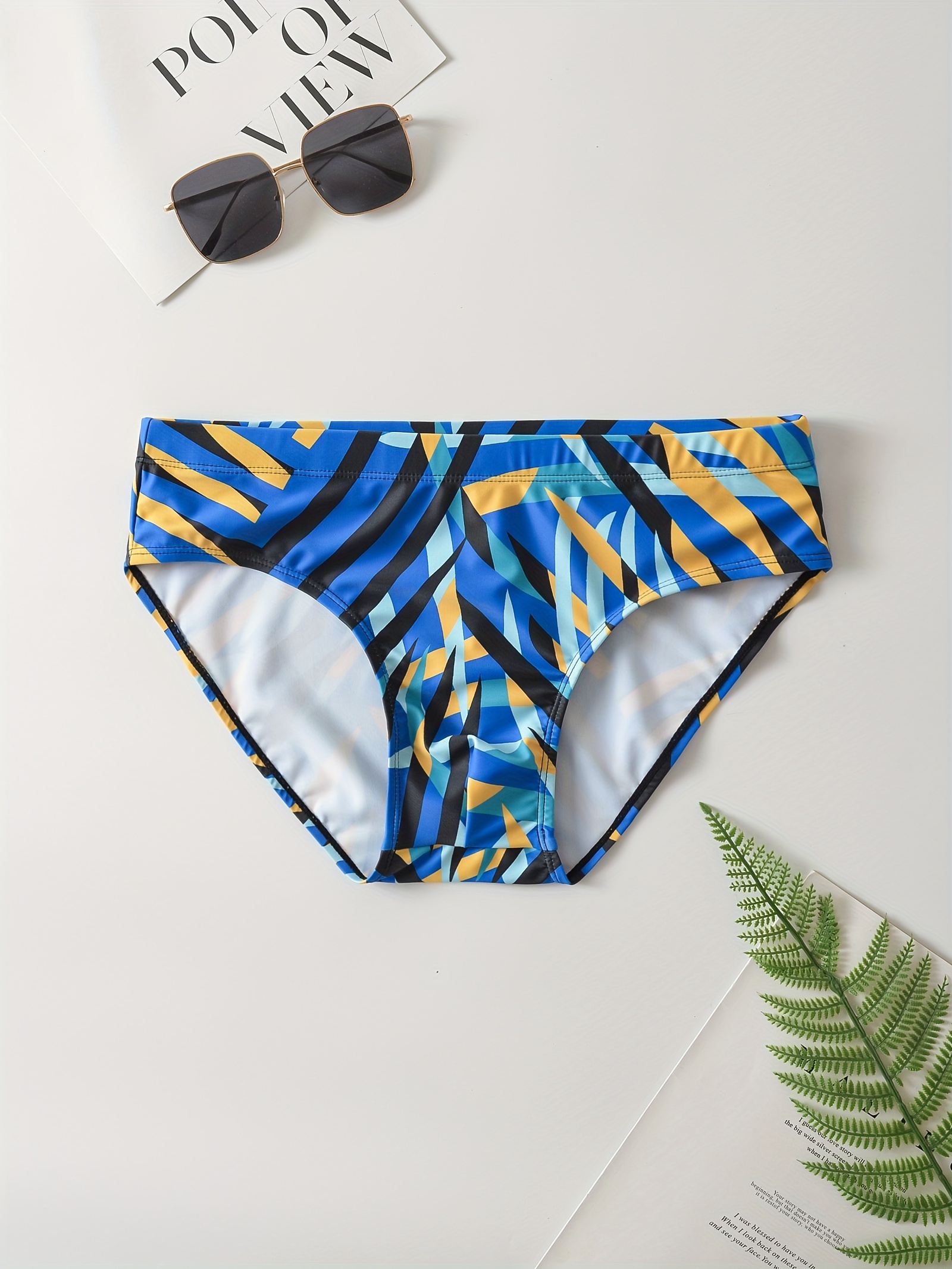Men's Swim Briefs Chain Design Thong Swimsuit Shorts Pants Sexy Men's  Underwear Summer Beach