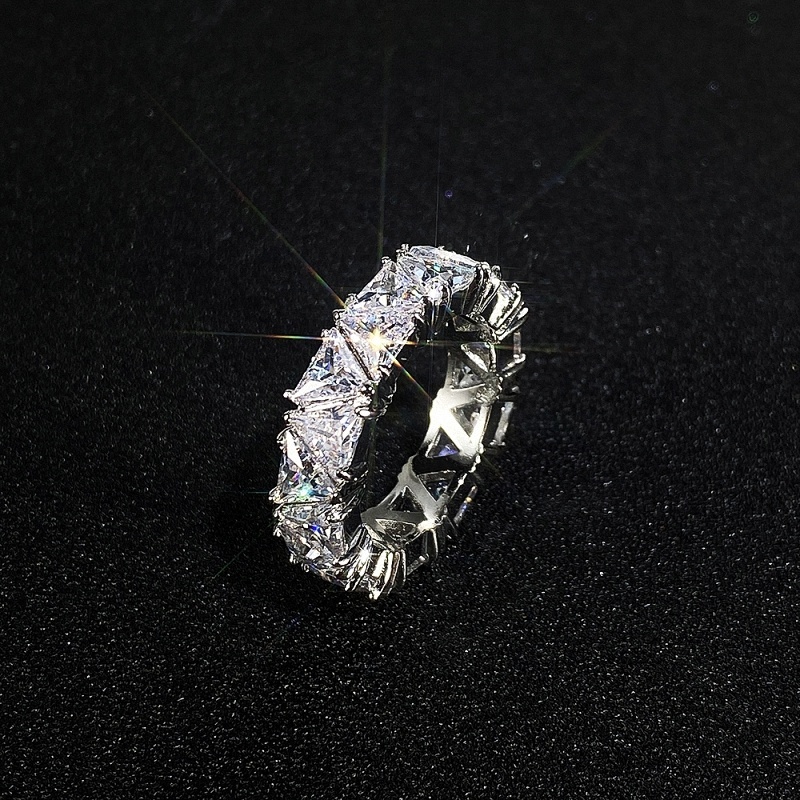 2.0ct Triangle Cut Zircon Eternity Band for Engagement