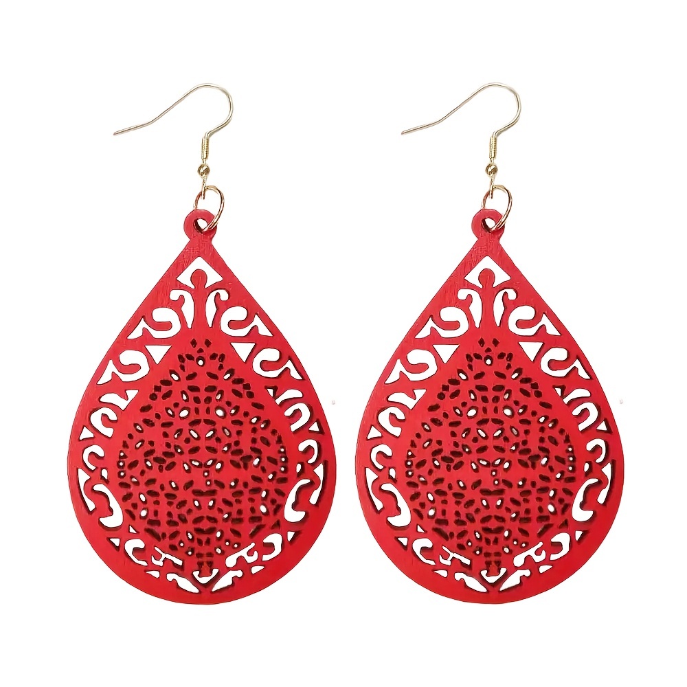 1 Pair Wooden Hollow Geometric Earrings