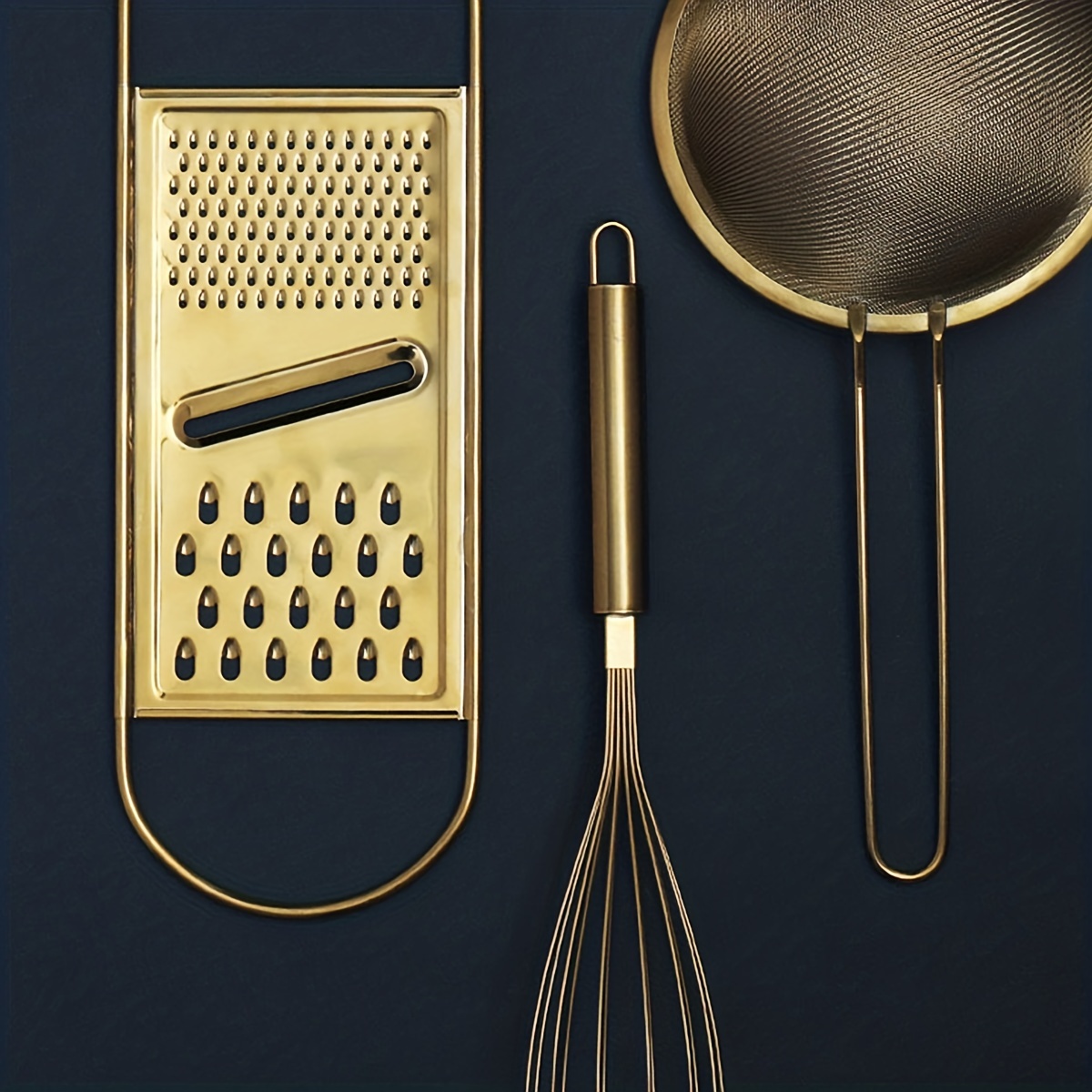 garlic keeper & grater - Whisk