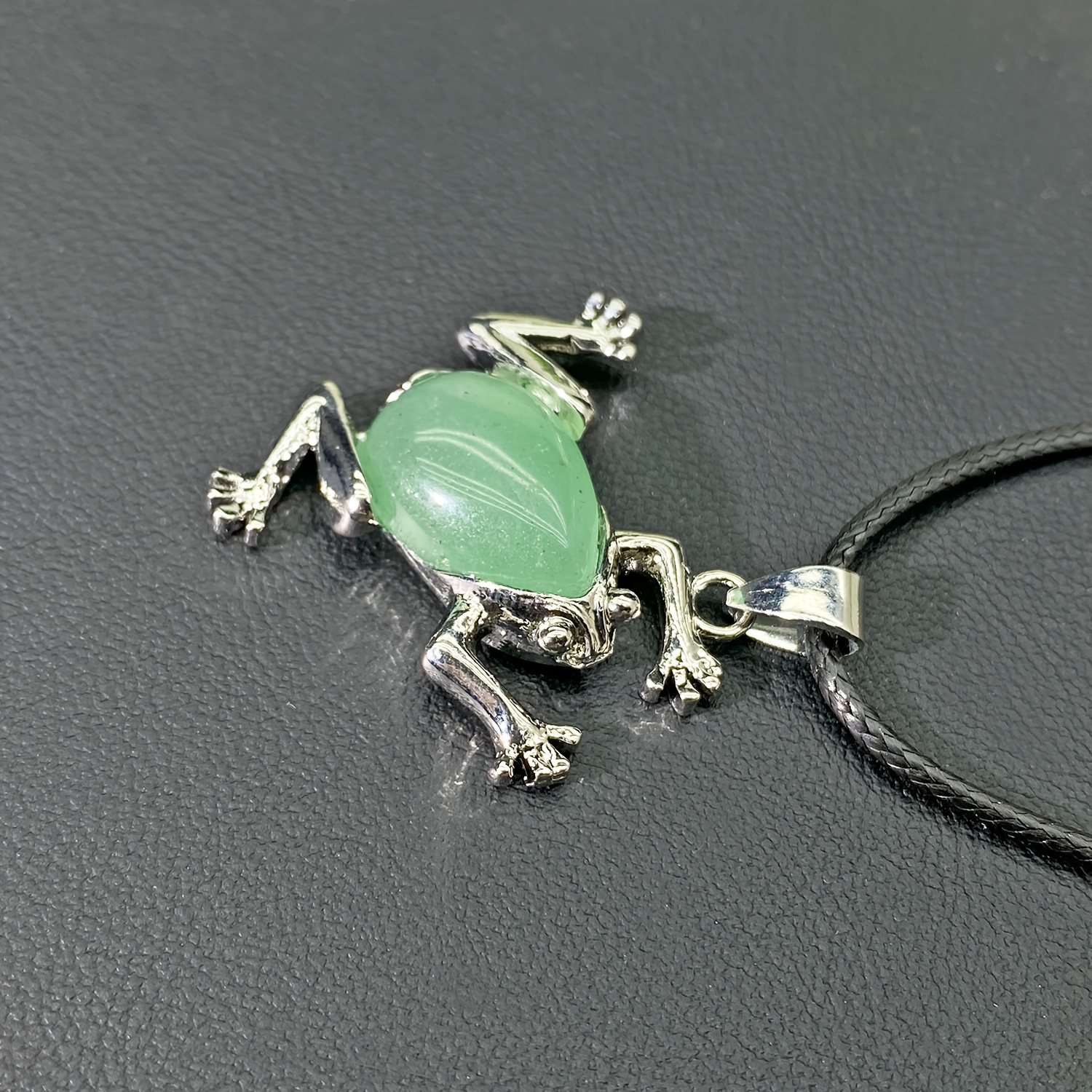 Green on sale frog jewellery