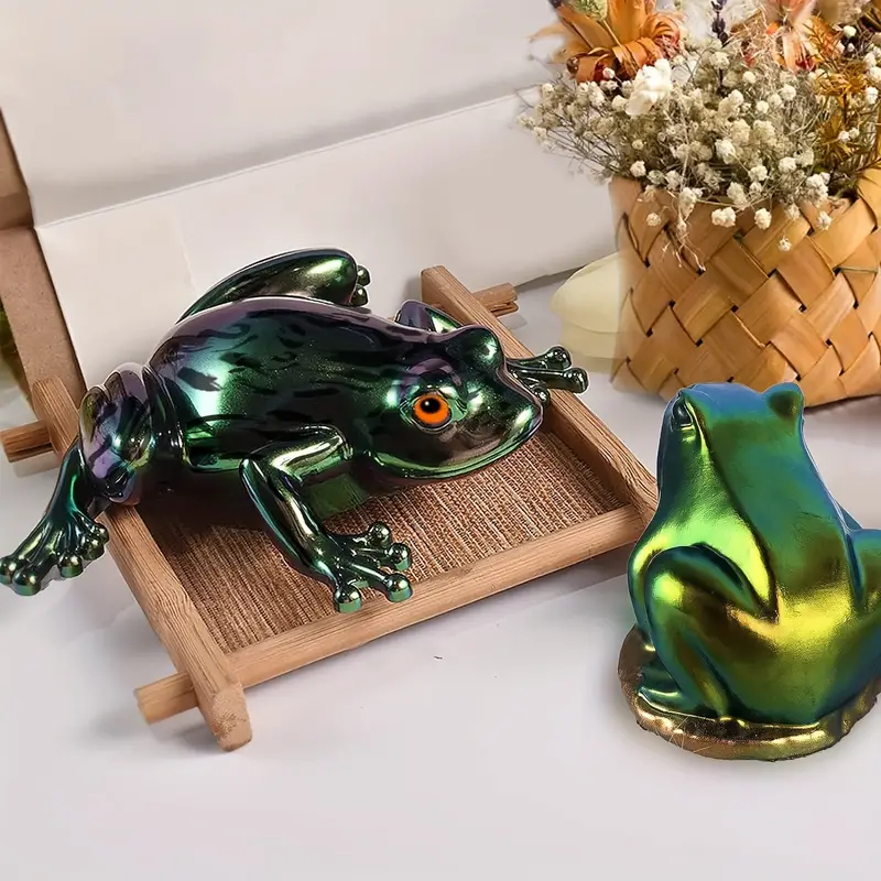 2PCS Frog Shape Resin Molds, Animal Silicone Molds 3D Cute Resin Molds For  Epoxy Casting, Unique Display Frog Mould For DIY Crafts Halloween Wall Desk