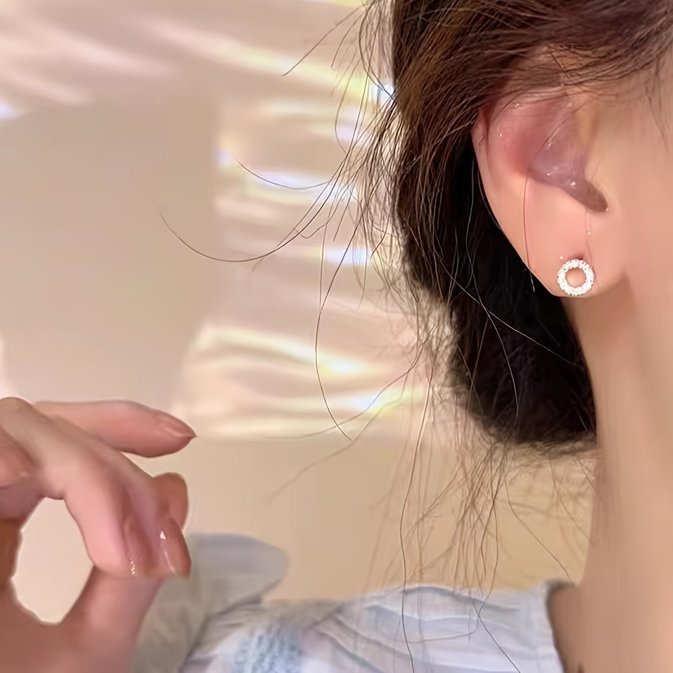 Vintage Style Hollow Round Stud Earrings with Rhinestones