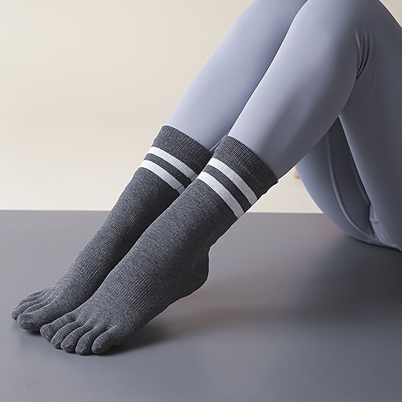 Calcetines de Yoga antideslizantes para mujer, medias con correas