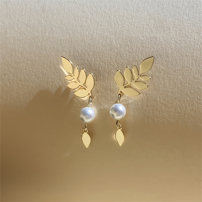 

Exquisite Golden Leaf Faux Pearl Decor Dangle Earrings Elegant Simple Style Copper Jewelry Trendy Female Gift