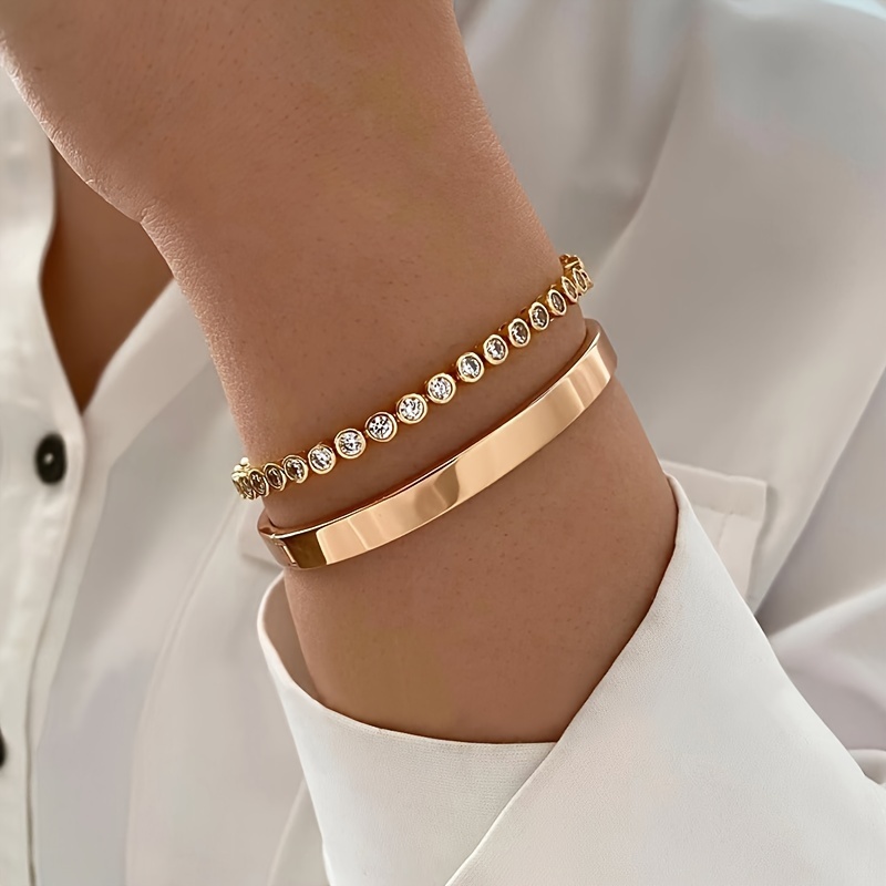 

2-piece Set, Fashion Golden Rhinestone Bracelet & Polished Simulated Golden Bangle For Women, Simple & Classic Style