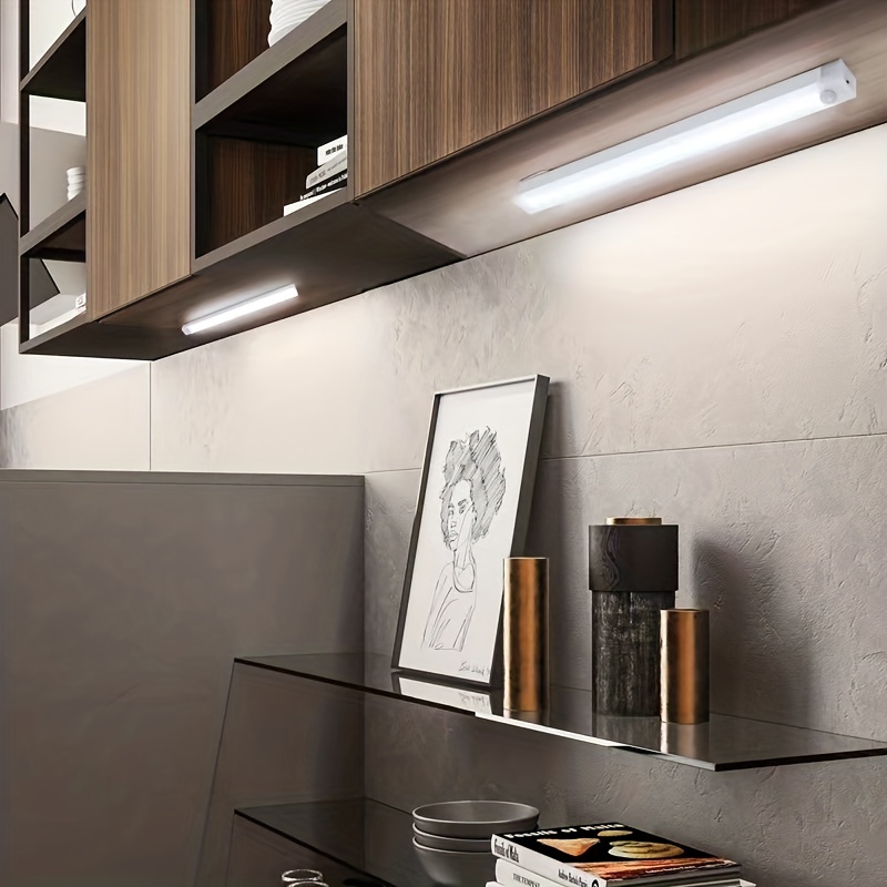  MOSTON Homelife - Luz de armario recargable superbrillante de  78 led, sensor de movimiento, luz led para debajo del armario, se pega en  cualquier lugar con magnético incorporado : Herramientas y