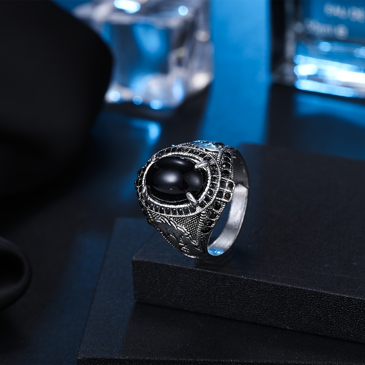 Men's Classic Gemstone & Red Gemstone Ring