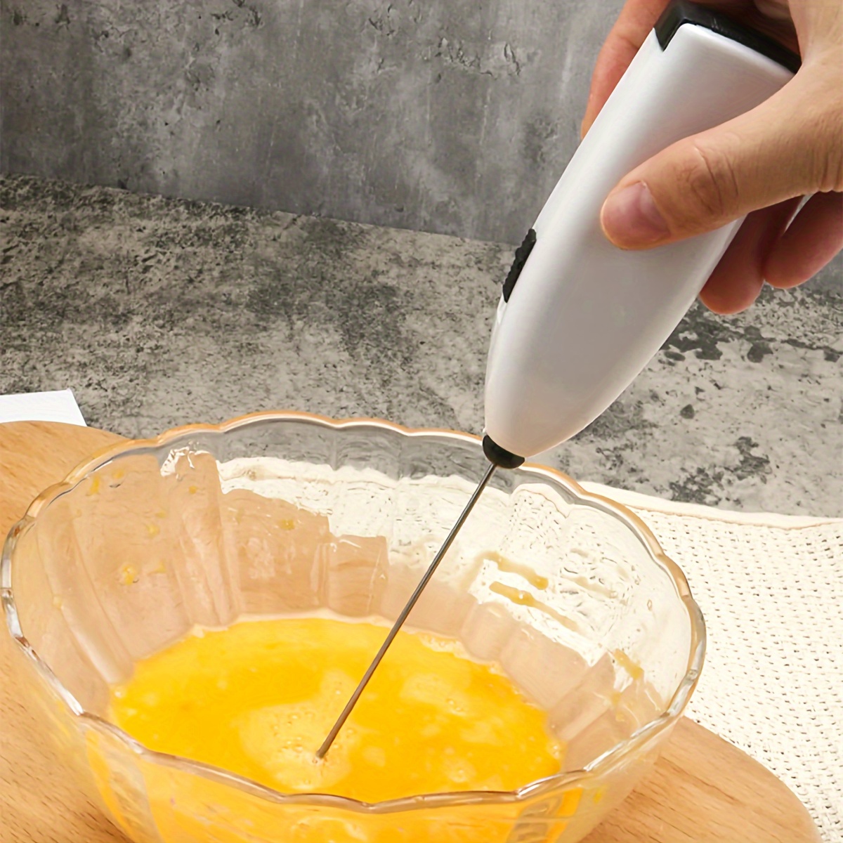 Potato Masher Handheld Automatic Mixer Coffee Hand Boiler MINI Household  Cordless Electric Hand Mixer USB Rechargable Handheld Egg Beater With 2