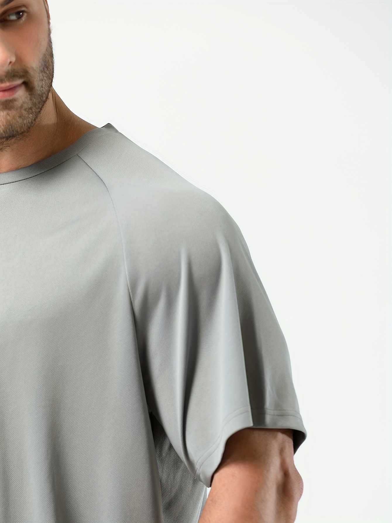 Plus Size Men's Solid T-shirt, Casual Comfy Crew Neck Short Sleeve Tee For Summer Outdoor, Men's Clothing