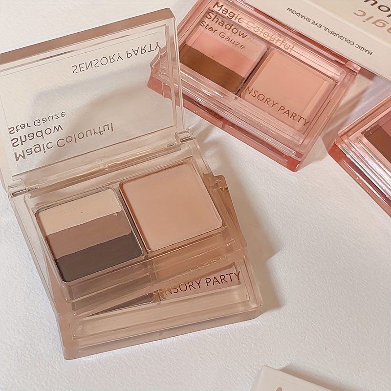 Smoky Style Eyeshadow Palette for Brightening Eye Makeup