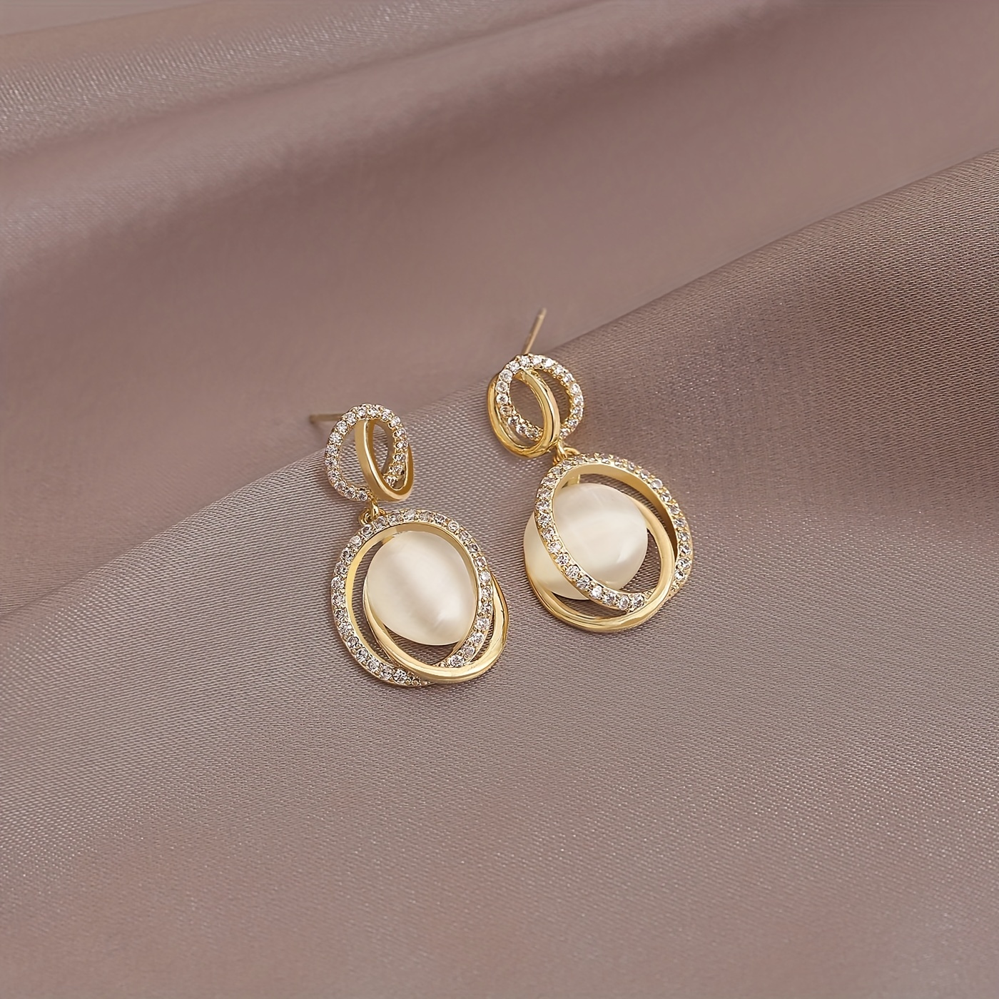 3D Geometric Cat's Eye Earrings for Women