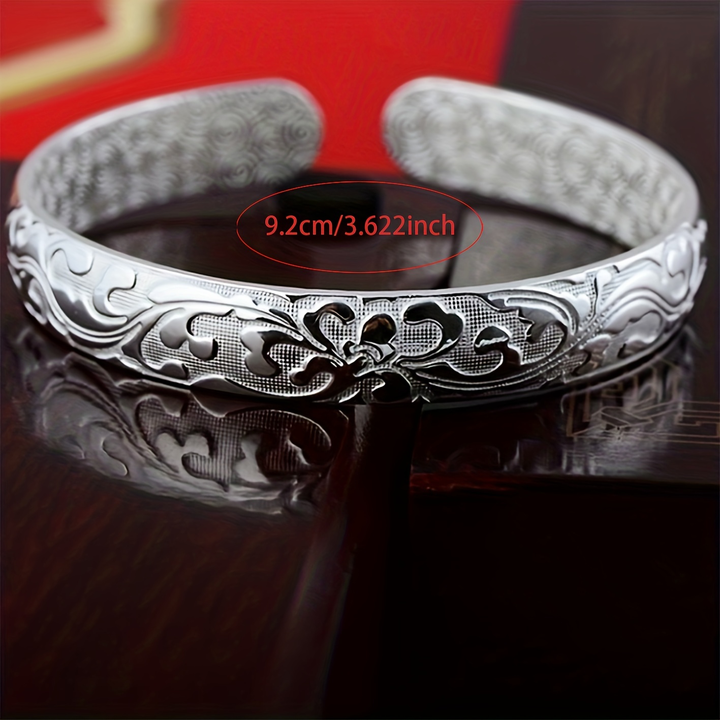 Vintage Silvery Adjustable Bracelet Antique Cuff Bangle with Flower Pattern