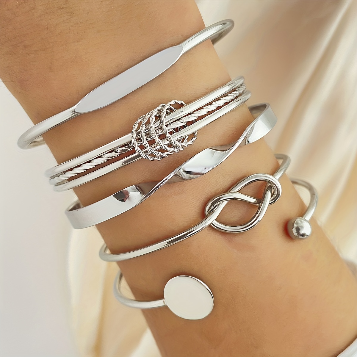 

5pcs/set Exquisite Knotted Round Piece Creative Silver Color Cuff Bangle Bracelet Hand Jewelry Ornament