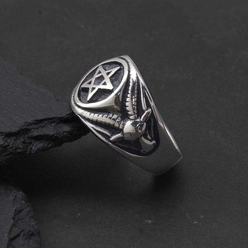 Satanic hot sale pentagram ring