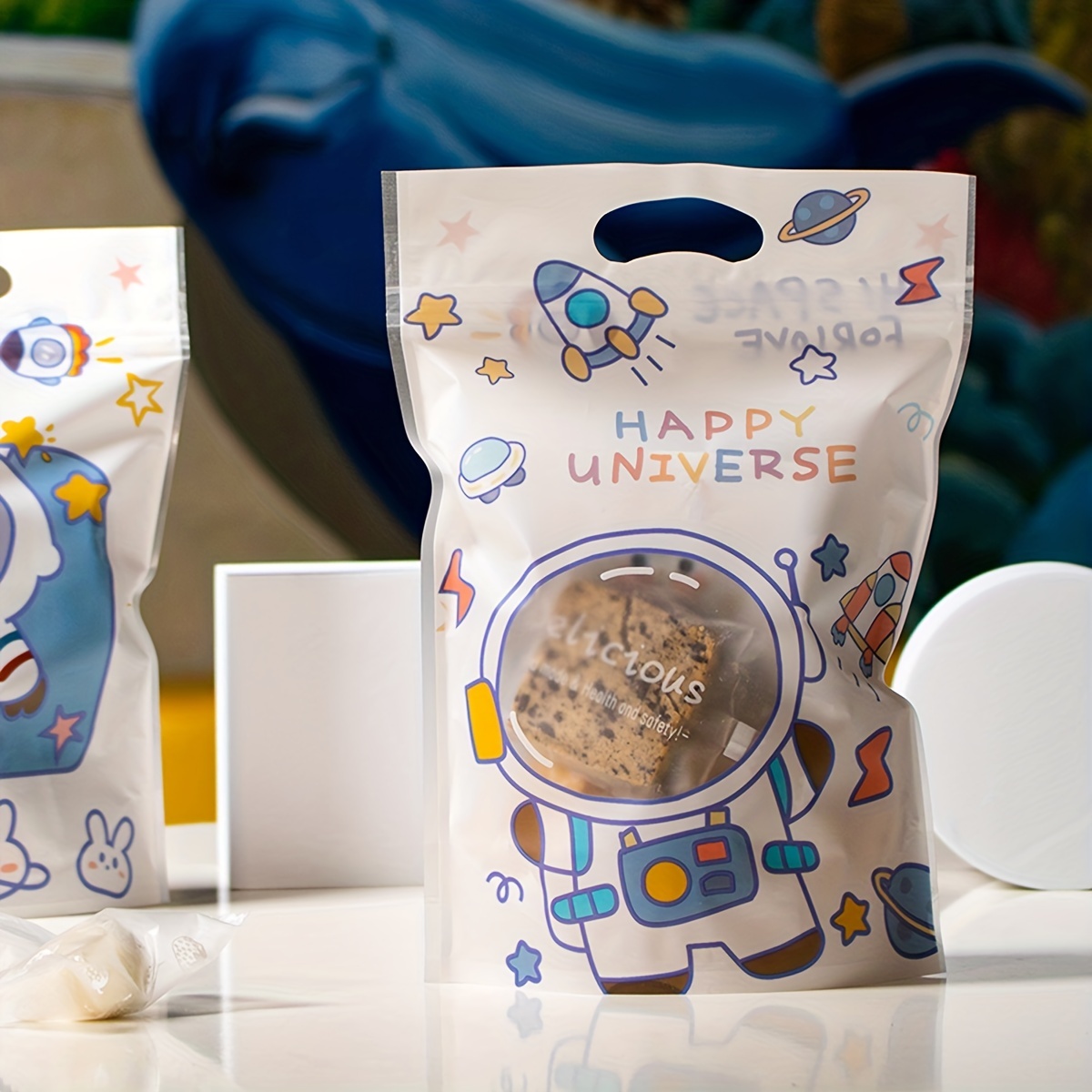 10pcs, Astronaut Snack Bags Cartoon Spaceman Goodie Bags,  Universe Theme Cute Treat Bags, Candy Biscuit Cookie Bags, Holiday Gift