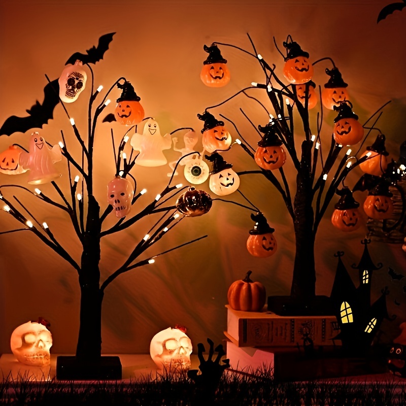 1 vnt., apšviestas juodas Helovino medis, skirtas stalviršiui, 2 pėdų baisus medis su LED oranžiniais/purpuriniais žibintais, baterijomis maitinamas Helovino medis su lemputėmis, skirtas Helovino dekoravimui namuose