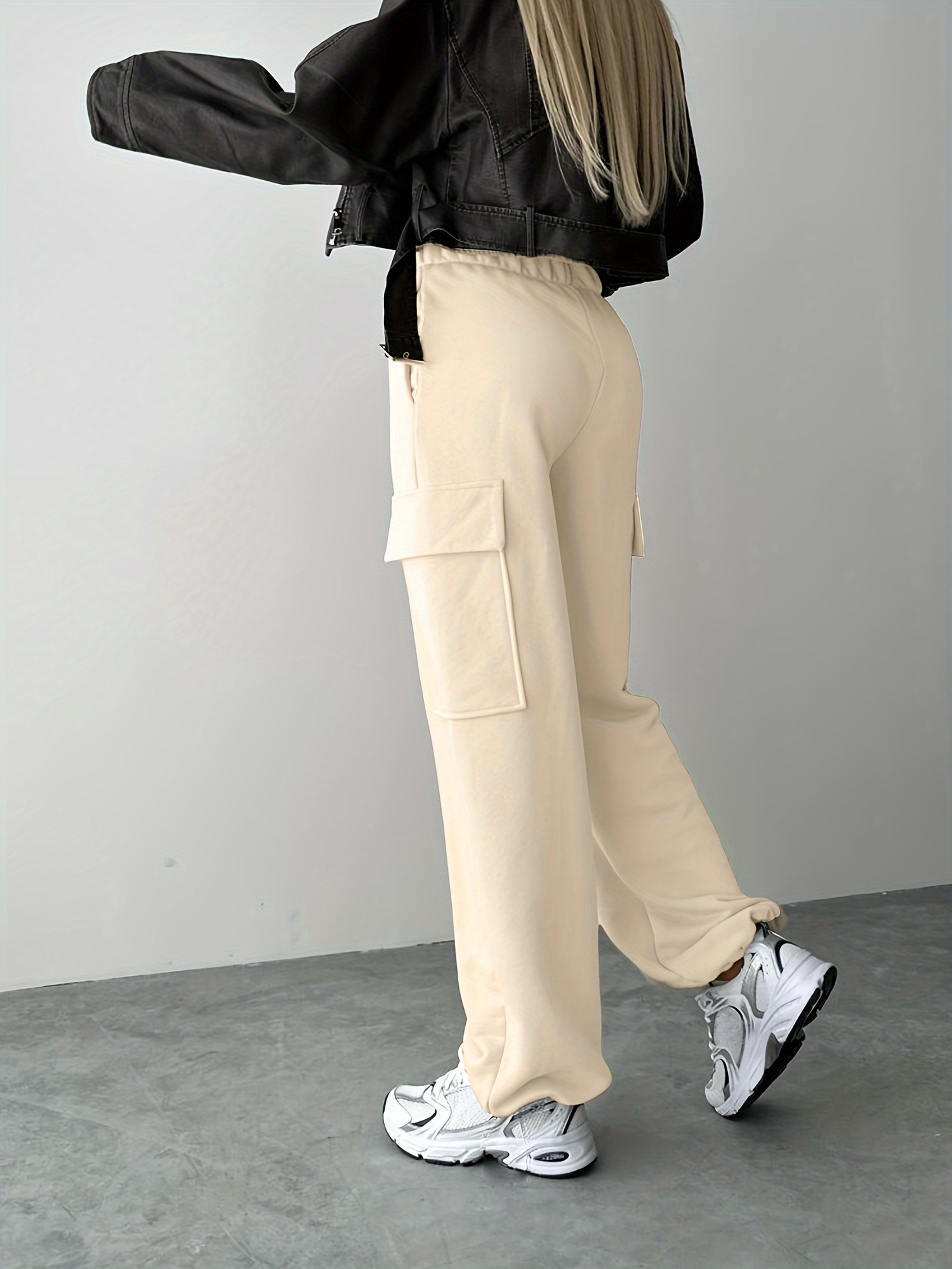 Pants Pantalones Beige Con Bolsillos Chándal Jogger Color Beige