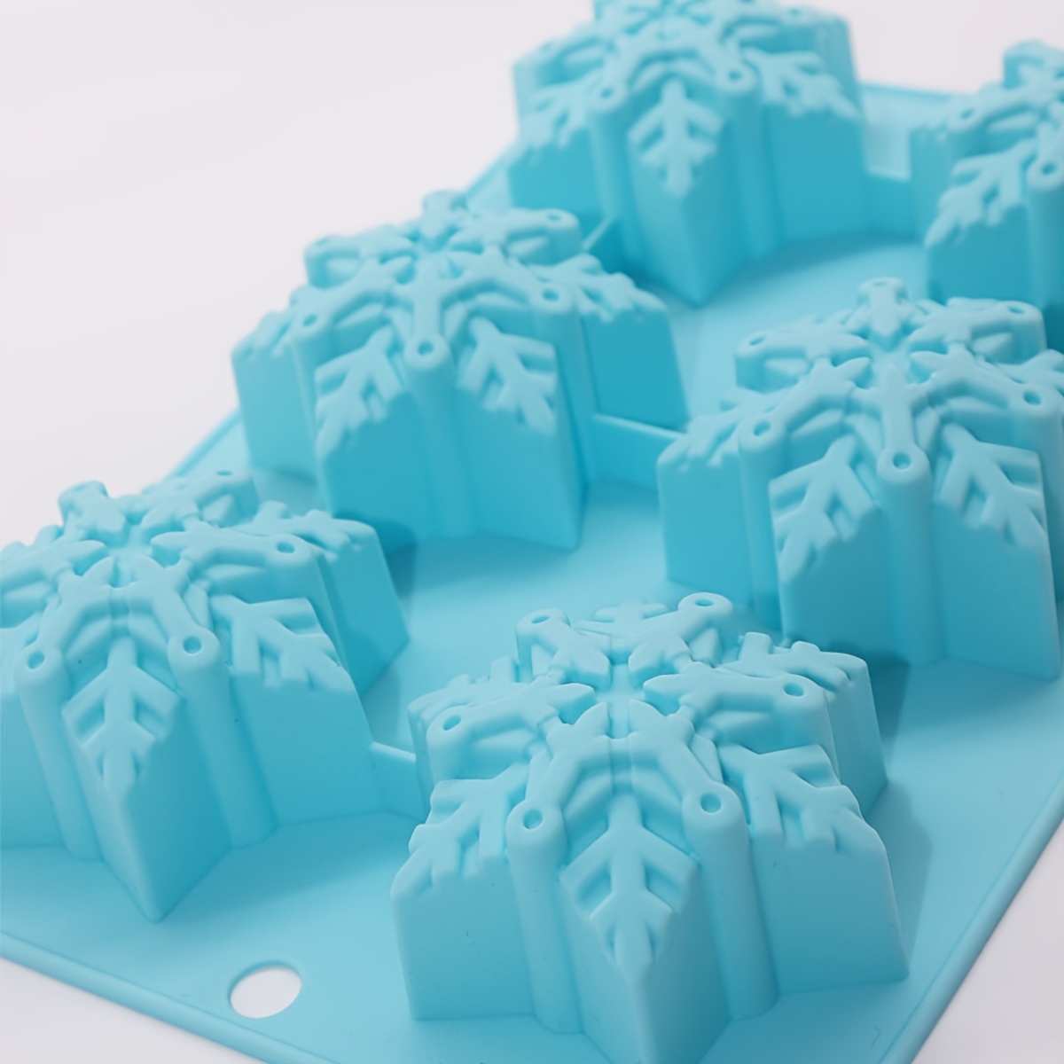 1pc, Snowflake Cake Mold, 3D Silicone Mold, Christmas Pudding Mold, Xmas  Chocolate Mold, For DIY Cake Decorating Tool, Baking Tools, Kitchen  Accessori
