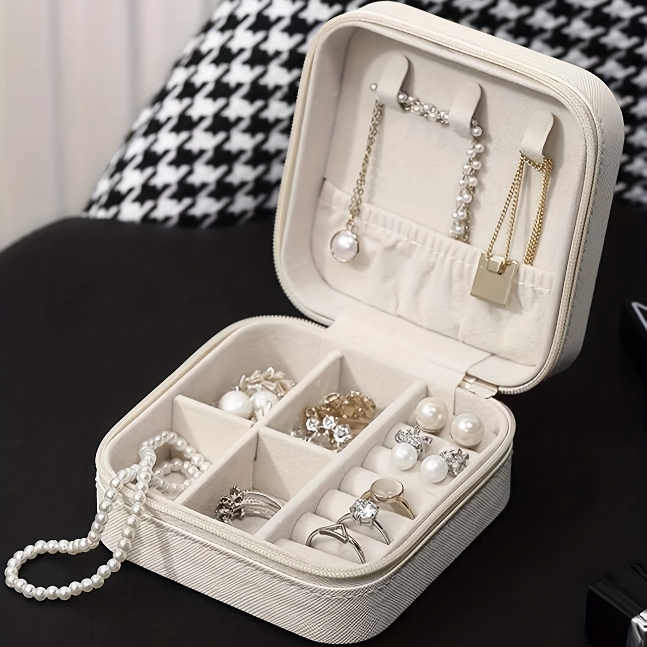 Beige Mini Jewelry Box Travel Portable Jewelry Storage Box - Temu