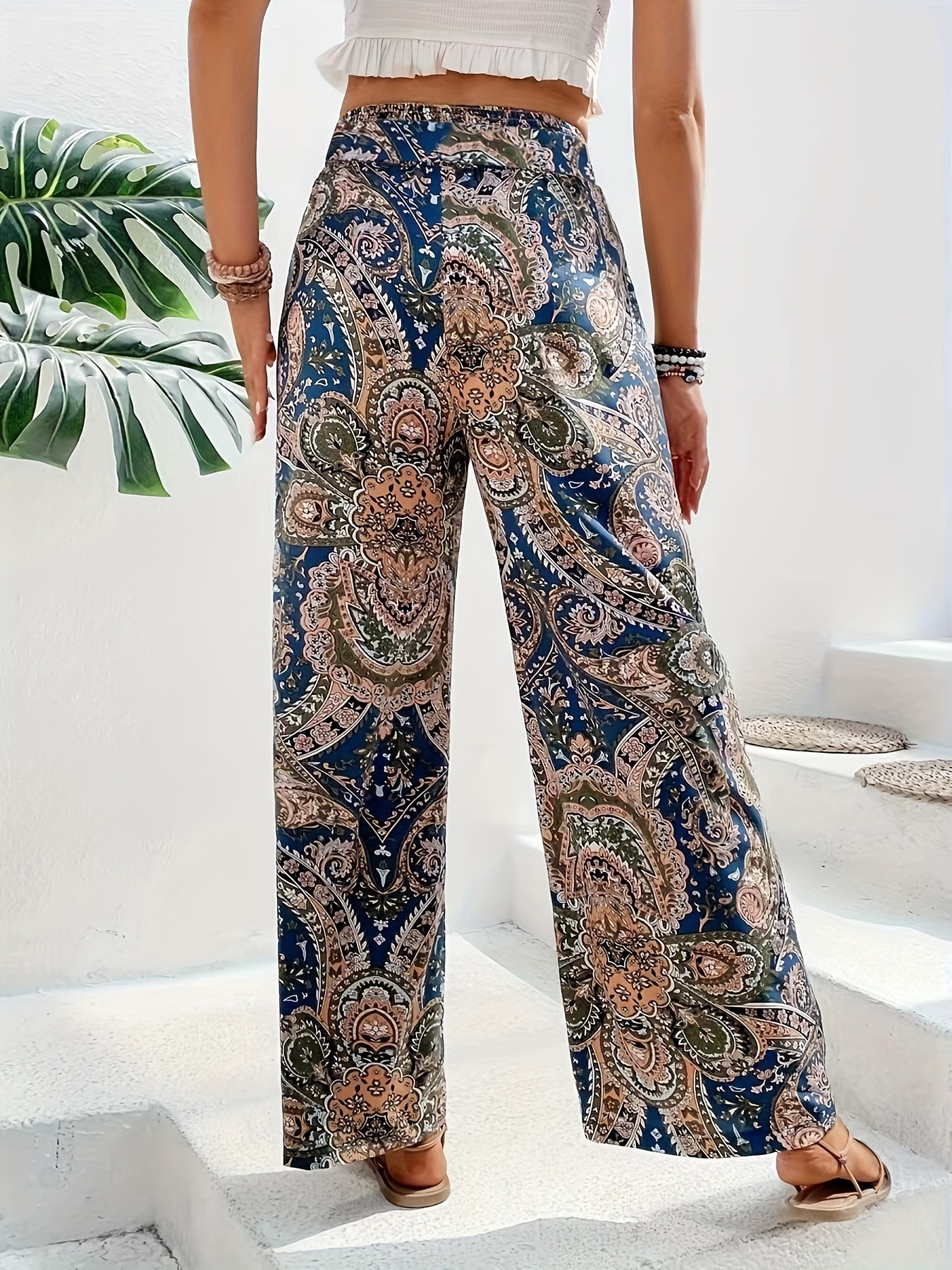 Pantalones de pierna ancha con estampado tropical