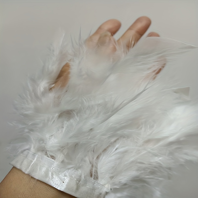Rue Ostrich Feather Cuffs in white