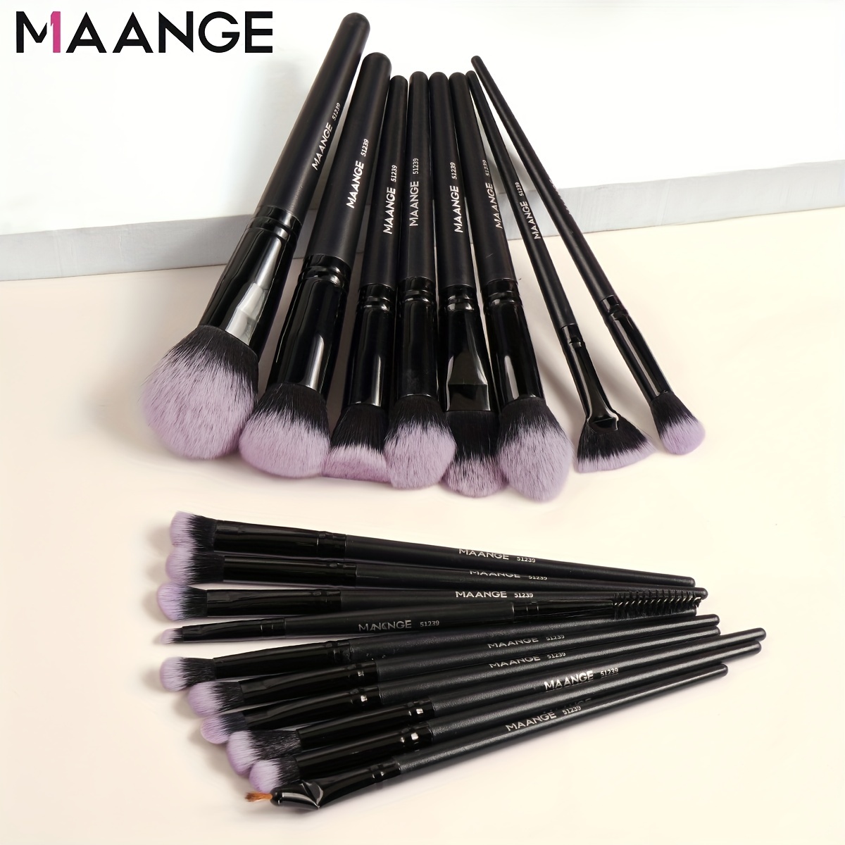 

18pcs Premium Synthetic Makeup Brush Set - Complete Functional Kit For Face, Eye, Lip, And Blush Application - Ideal For Beginner Artists And Professional Makeup Enthusiasts