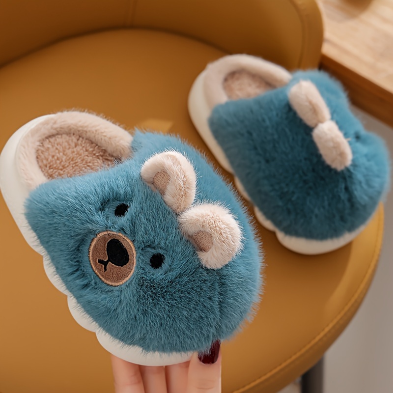 Boys deals furry slippers