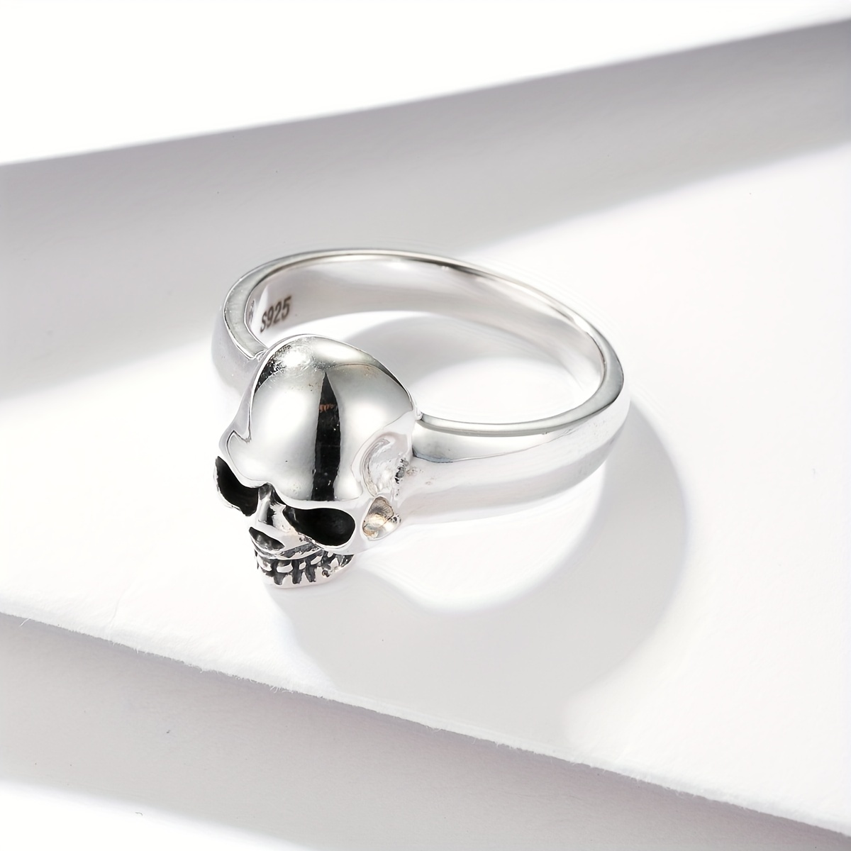 925 Sterling Silvery Vintage Skull Head Ring for Men