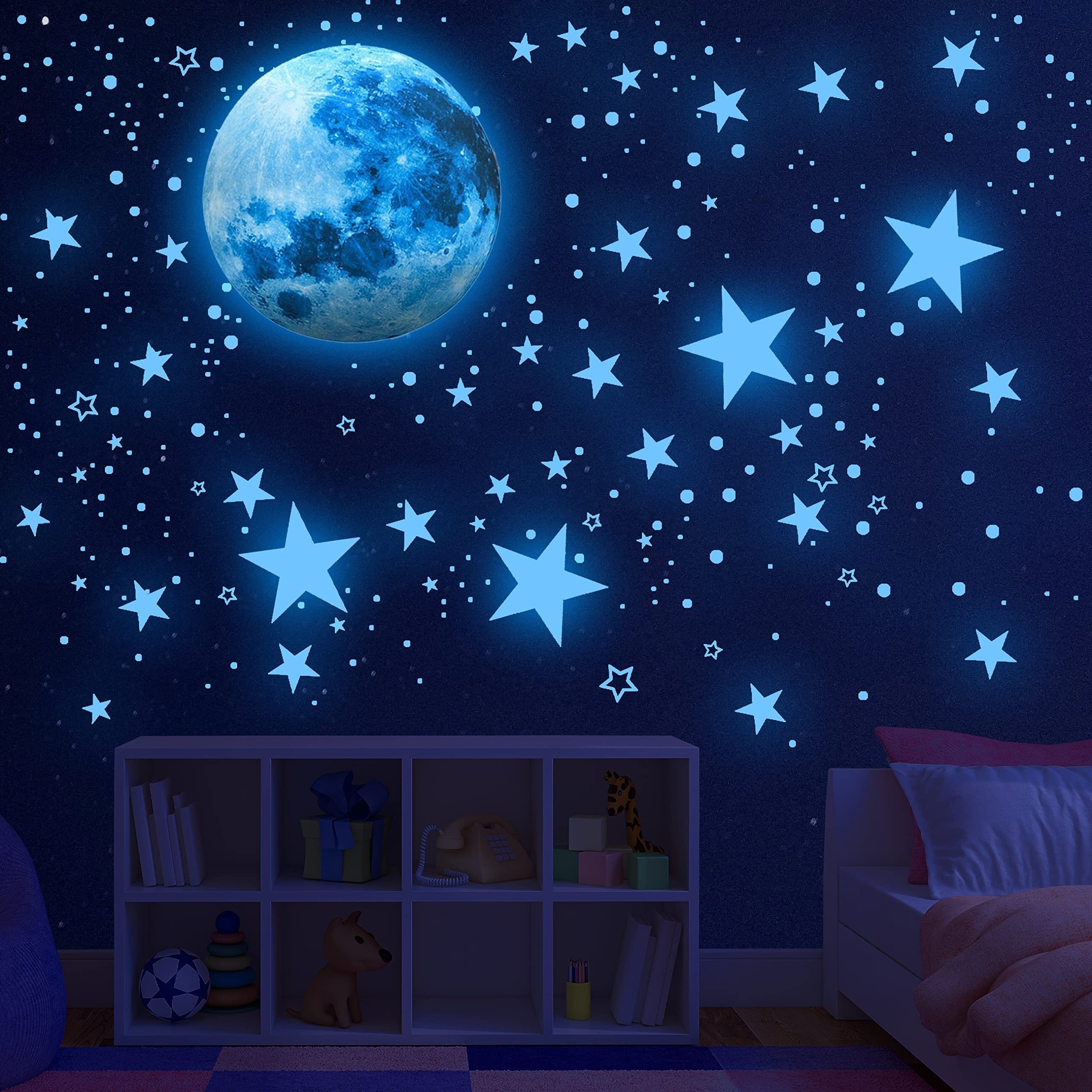 Estrellas de techo brillantes azules para dormitorio de niños, estrellas  que brillan en la oscuridad para techo/pared, decoración de habitación,  calcomanías de pared : Bebés 