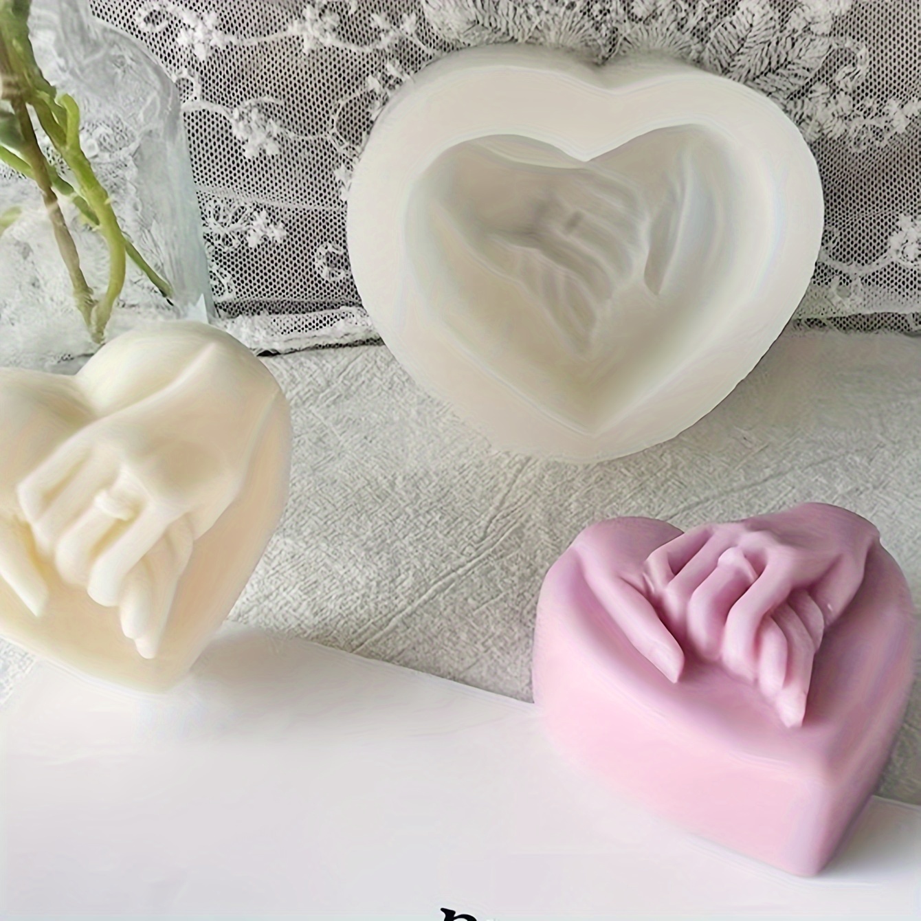 1pc Valentine's Day Double-handed Silicone Candle Mold Home Relief Heart  Soap Mold Expanding Aroma Gypsum Ornaments