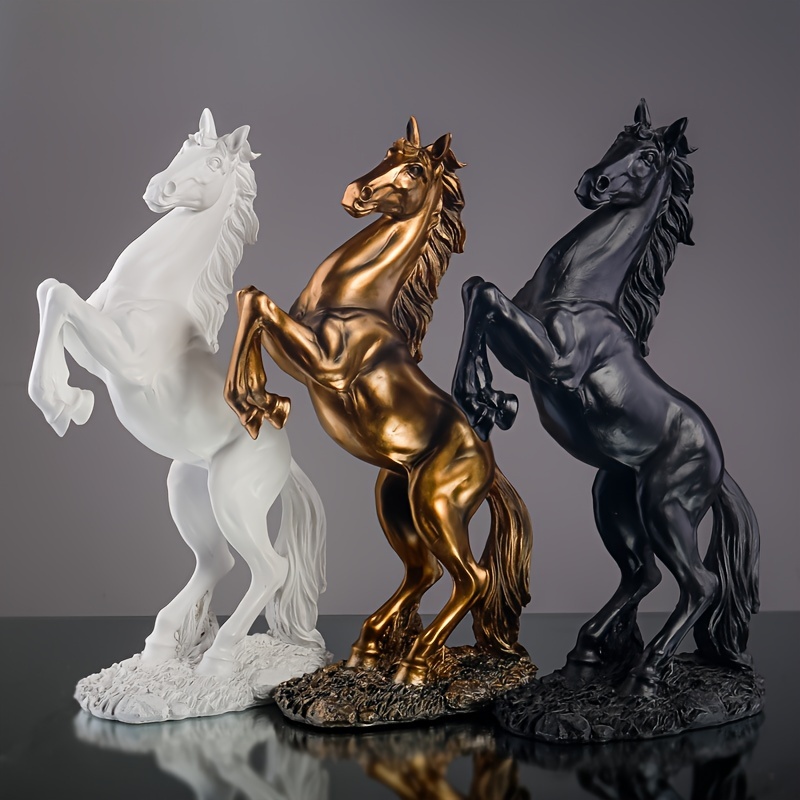 Sculpture de cheval Statue de cheval en métal moderne Cadeau d'art en métal  rustique pour la décoration intérieure extérieure de jardin de la maison