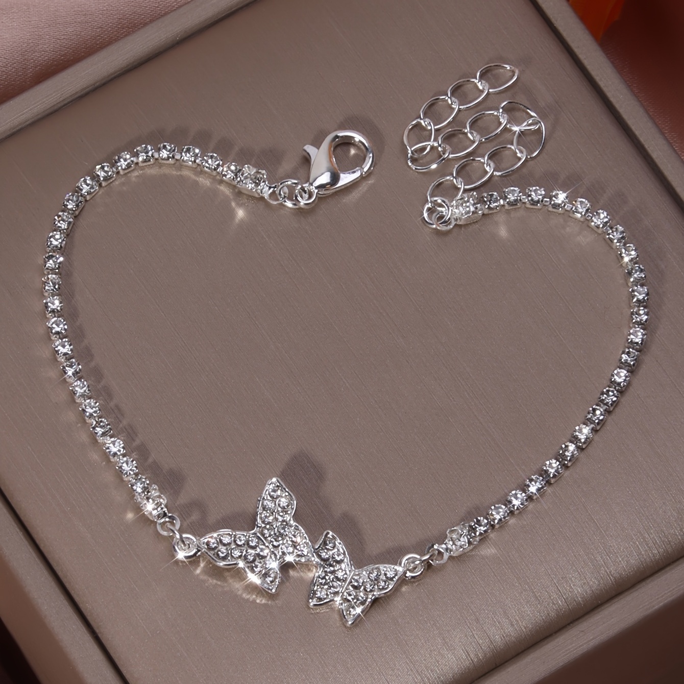 Women's Full Plastic Butterfly Claw Chain Silvery Bracelet