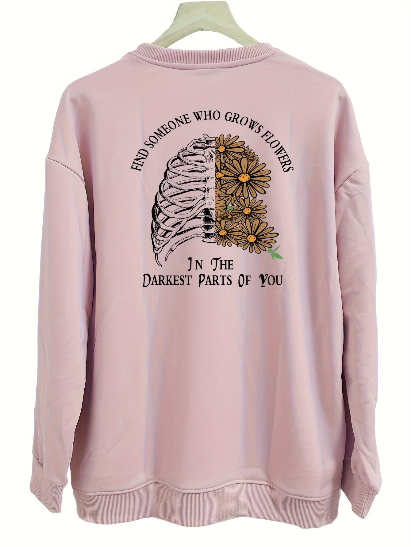 WDIRARA Men's Letter Graphic Long Sleeve Sweatshirt