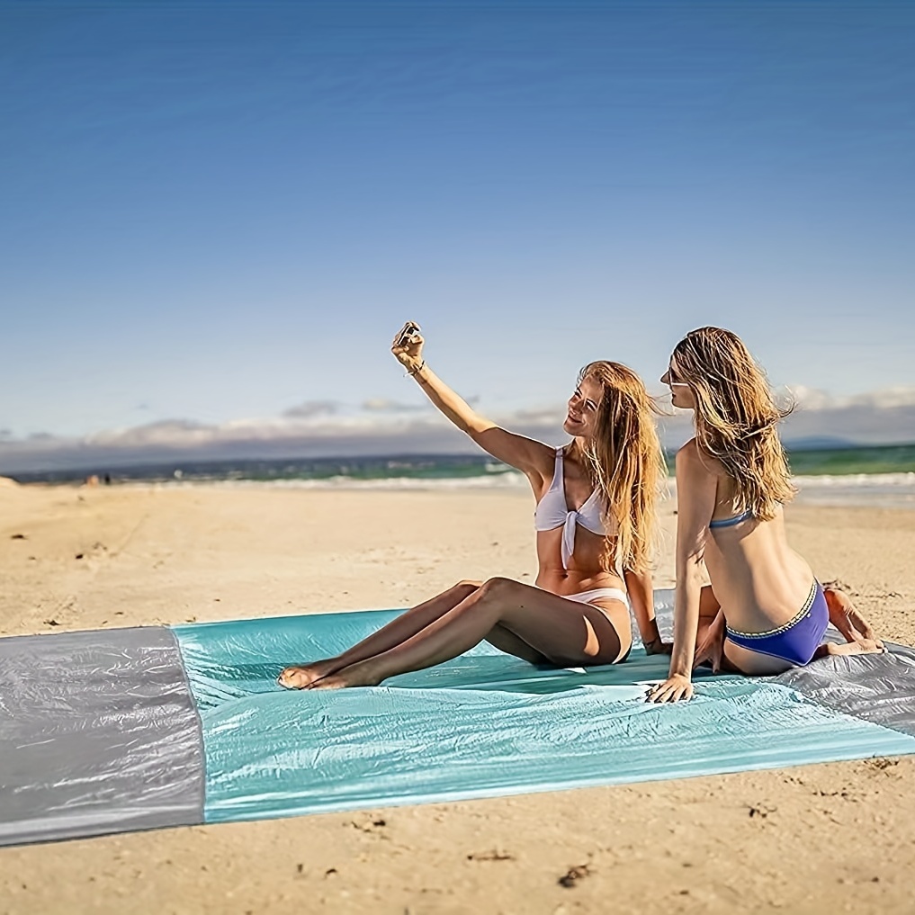 Extra Large Lightweight Quick Dry Beach Towel With Pockets