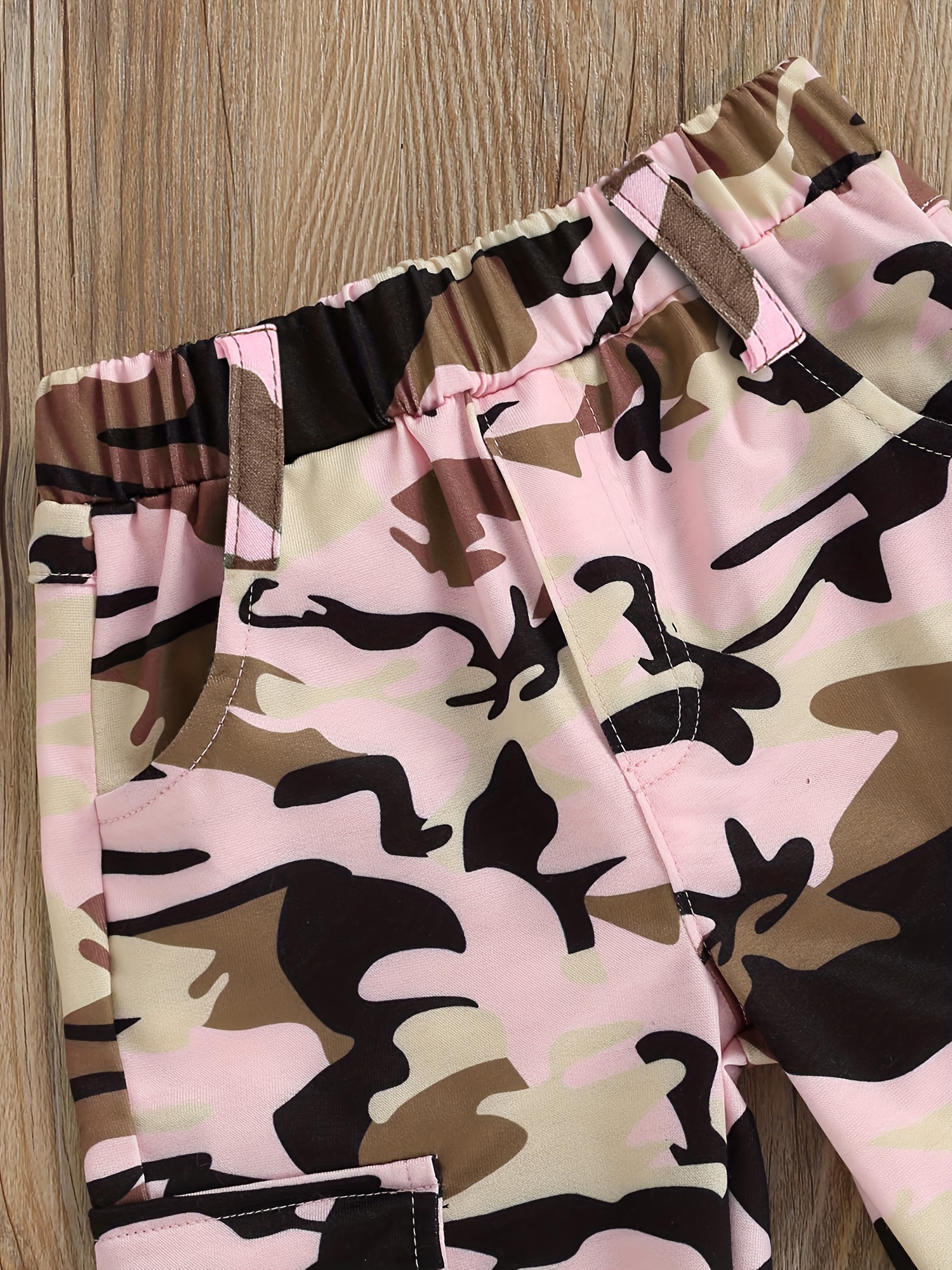 Pink camo cargo store shorts