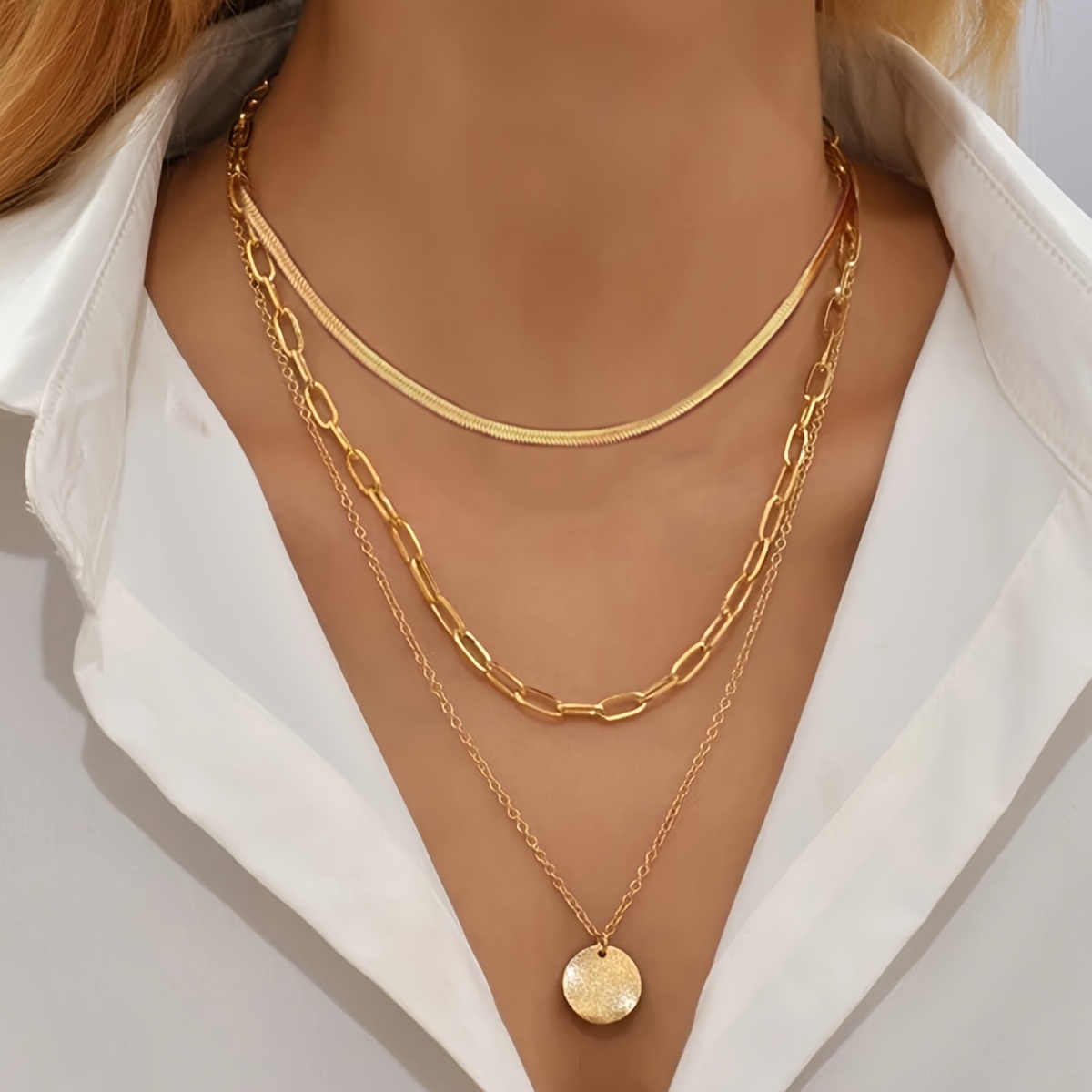 

3pcs/set Simple Geometric Round Pendant Stackable Necklace Multilayer Necklace Golden Color Jewelry Gift