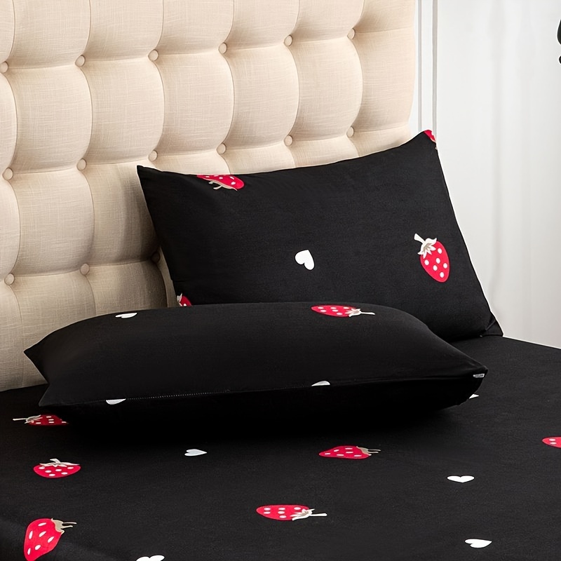 Blackberry Comforter Set