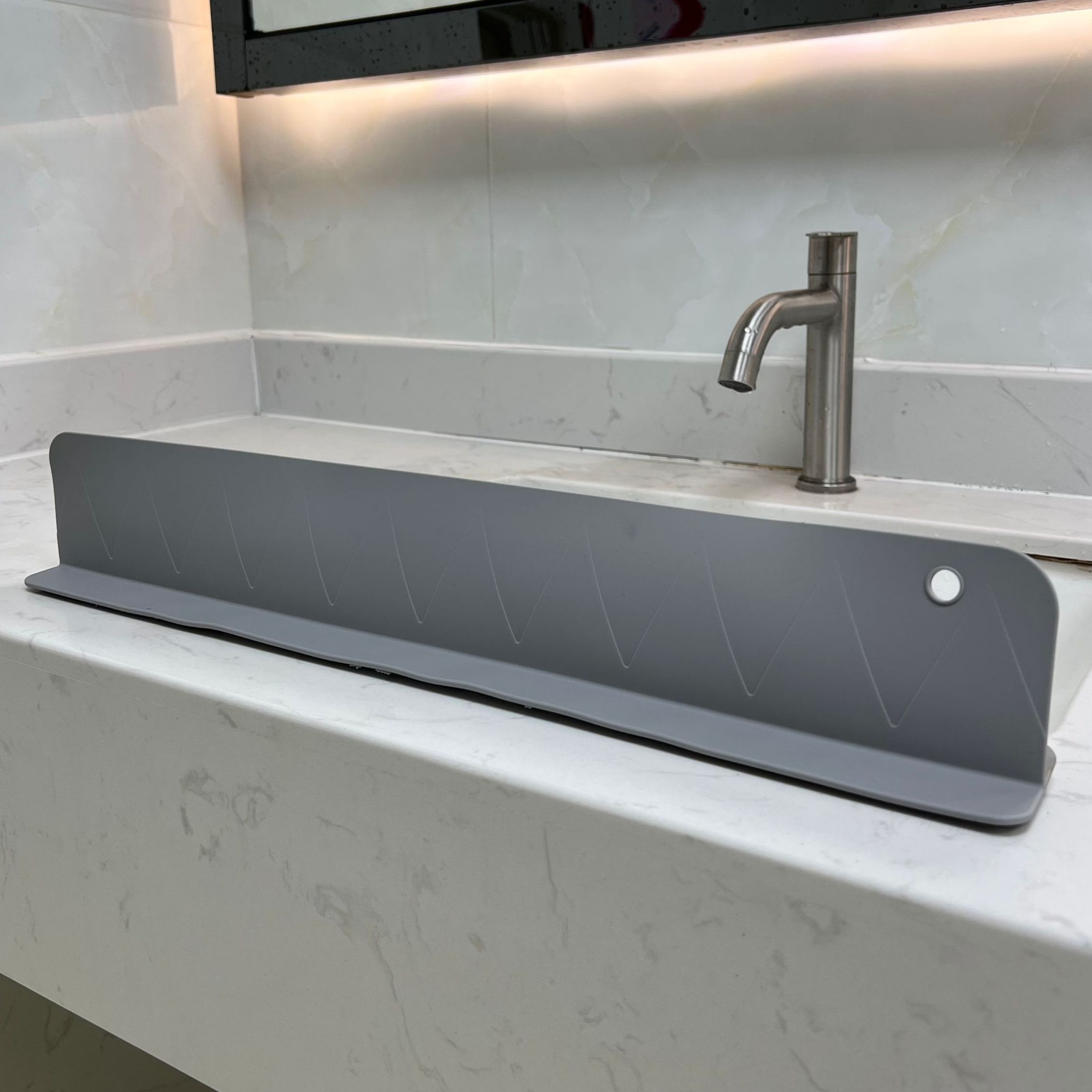Bathroom Sink Splash Guard - Splashpad®