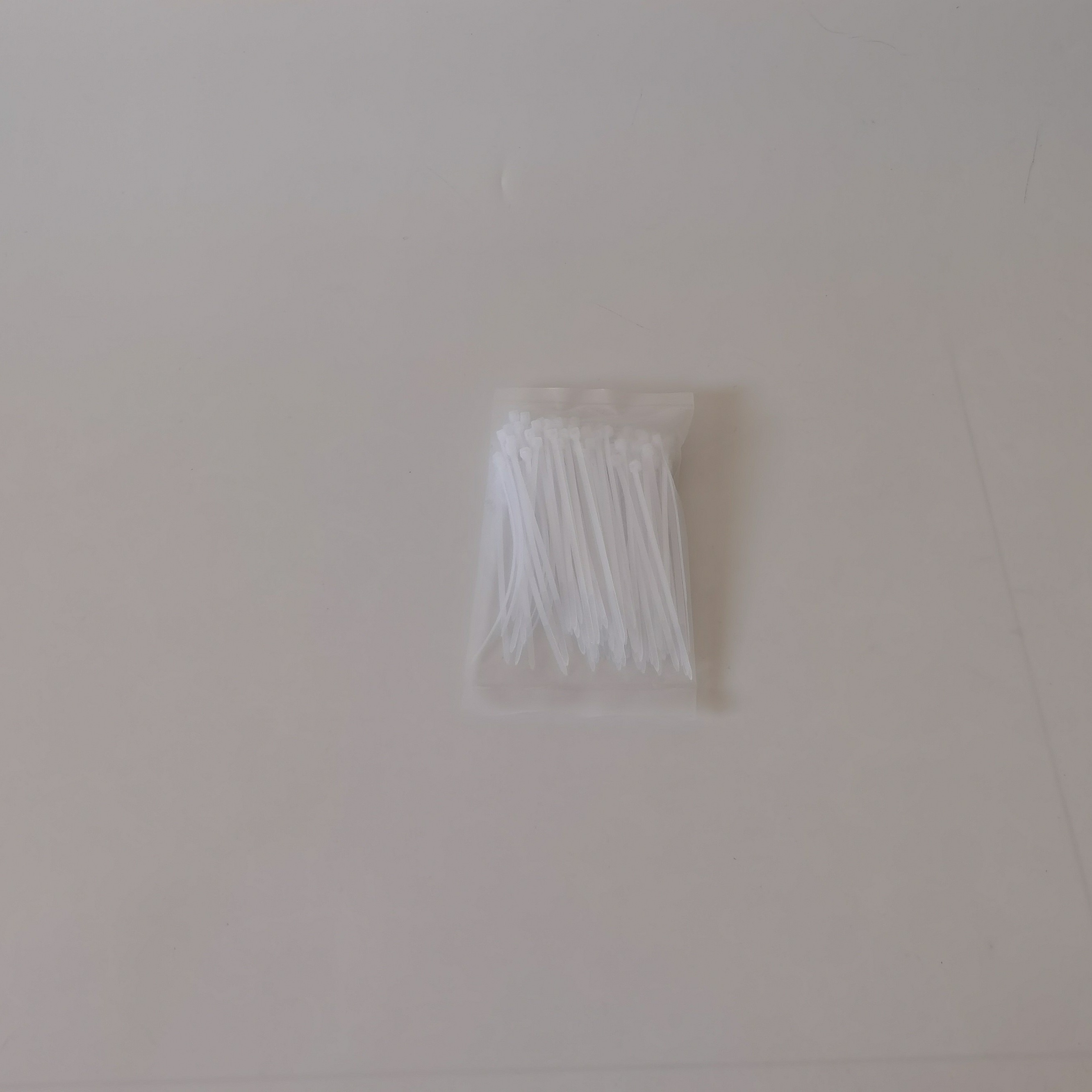 50pcs/100pcs Self-locking Nylon Cable Ties, 3/4mm*150//150/200/300mm Zipper Ties, Binding Straps, Plastic Cable Ties, New Material Binding Wire Ties, Nylon Cable Ties, Home Office Plastic Cable Ties