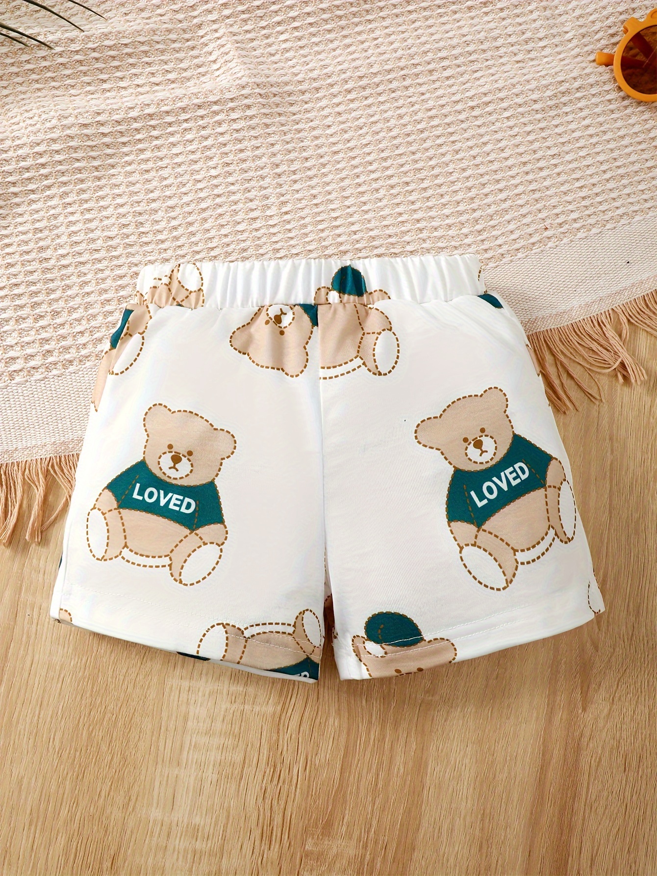 2pcs Baby Boy 95% Cotton Short-sleeve Cartoon Bear Print T-shirt and Plaid Shorts Set